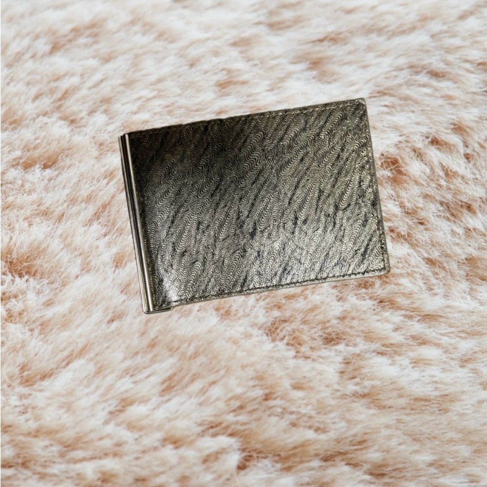 Sophisticated metallic Money Clip for Men